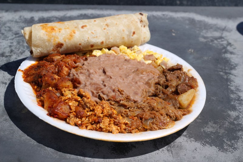 Guisado plate from Asadero Chikali