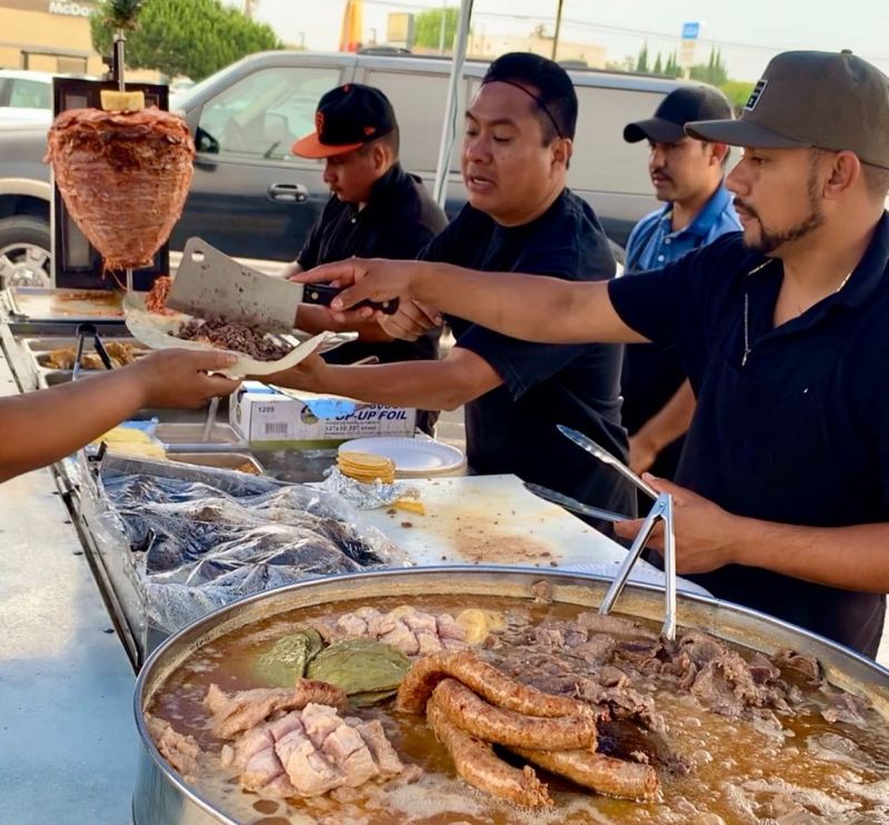 Brothers Cousins Tacos. Photo by Memo Torres for L.A. TACO.